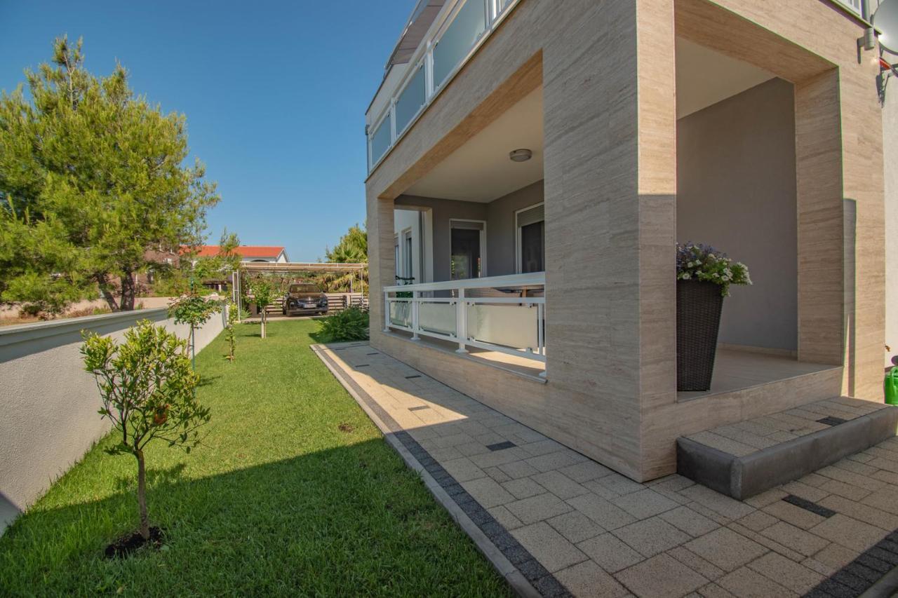 Villa Wiena Вир Екстер'єр фото